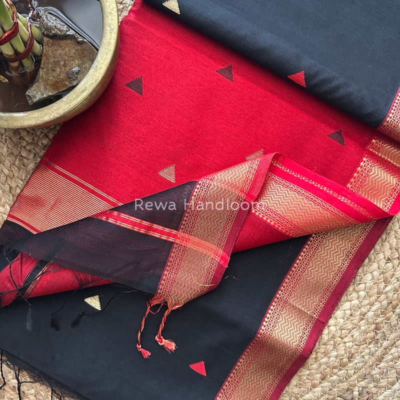 Maheshwari Zari Butti Saree