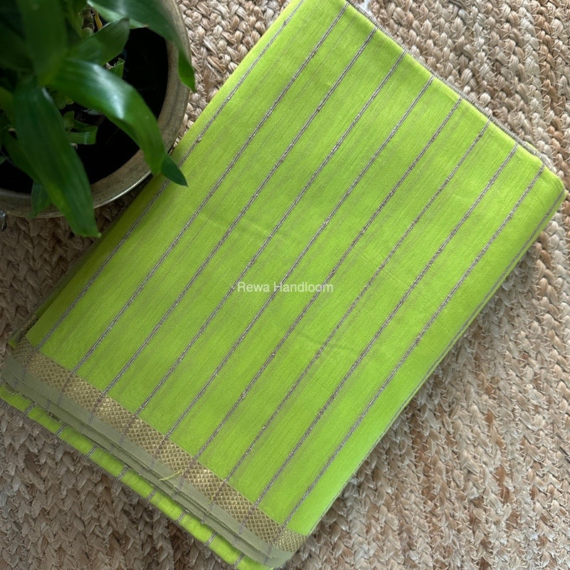 Maheshwari Parrot Green Gichha Thread Lining Saree GTLS043