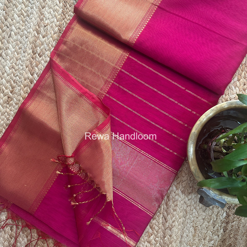 Exclusive Maheshwari Zari Border Saree