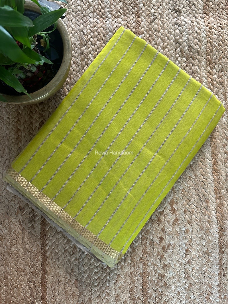 Maheshwari Parrot Green Gichha Thread Lining Saree GTLS032