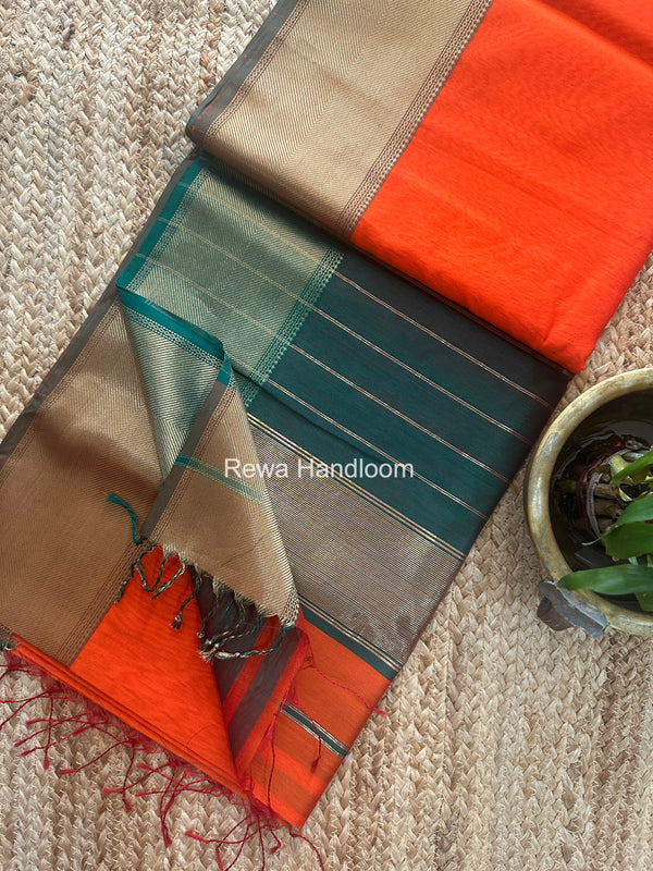 Exclusive Maheshwari Zari Border Saree