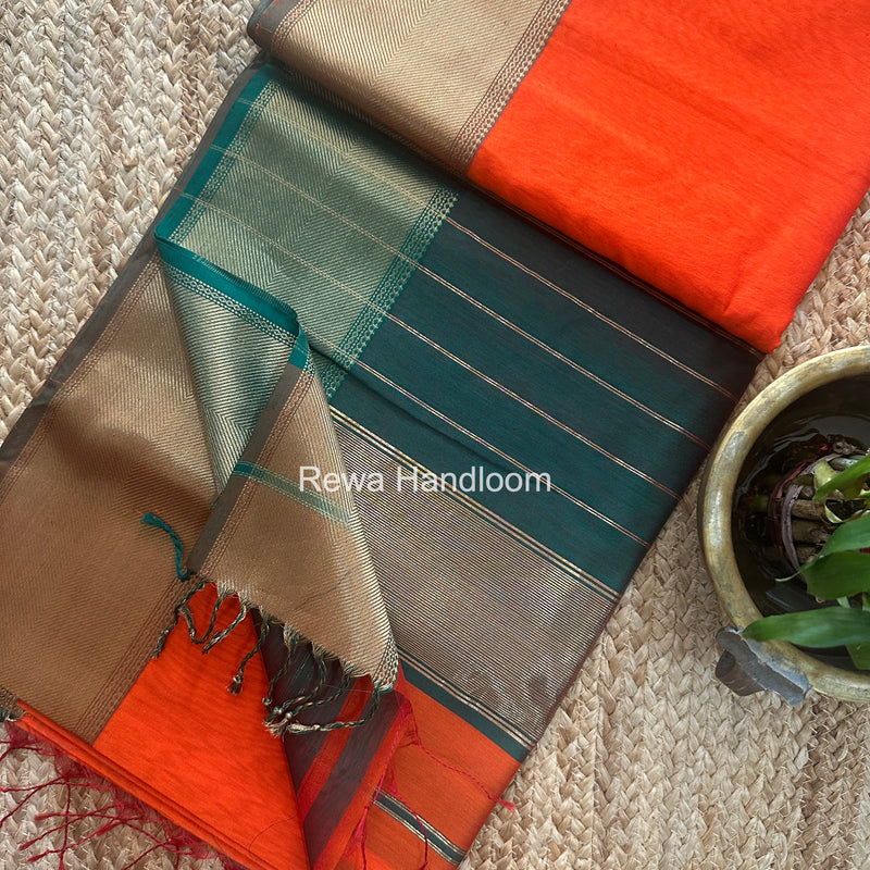 Exclusive Maheshwari Zari Border Saree