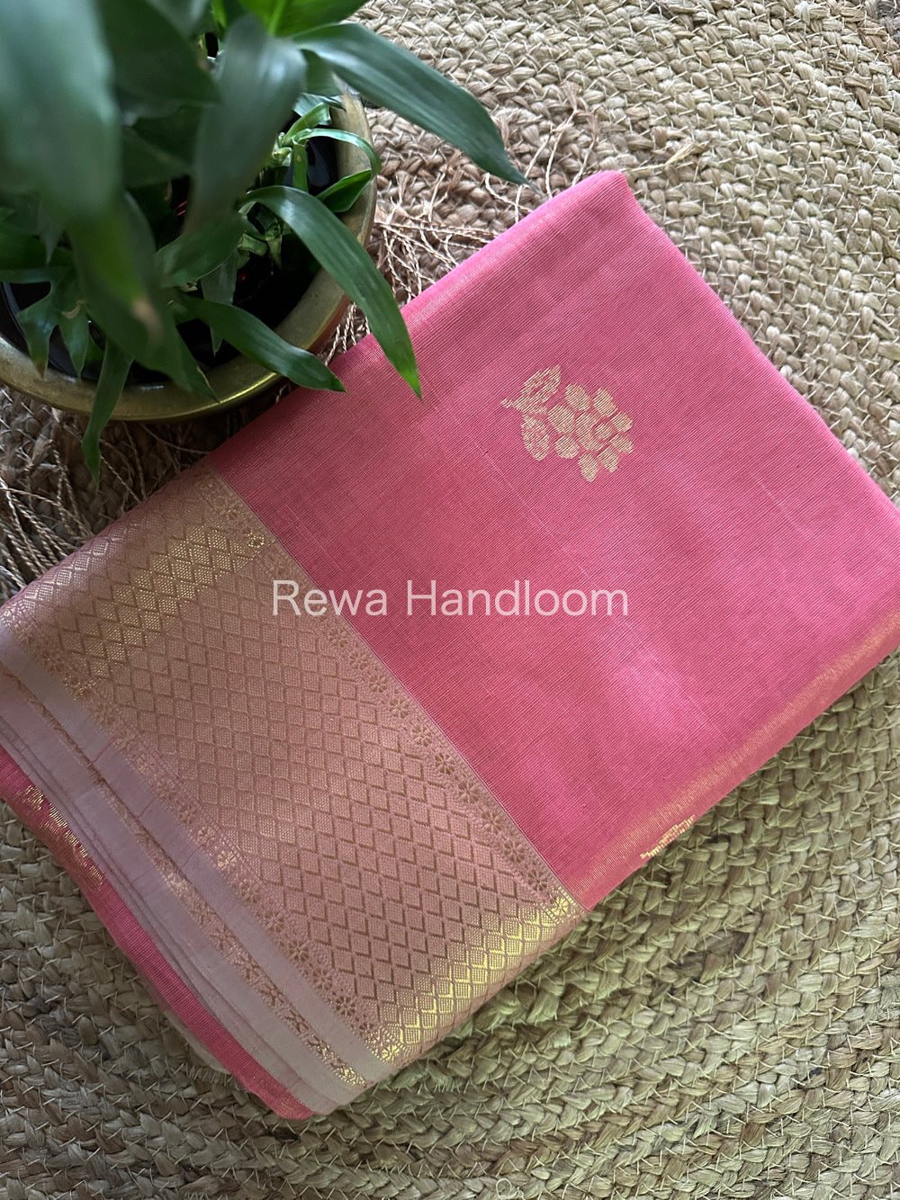 Maheshwari Tissue Silk Saree