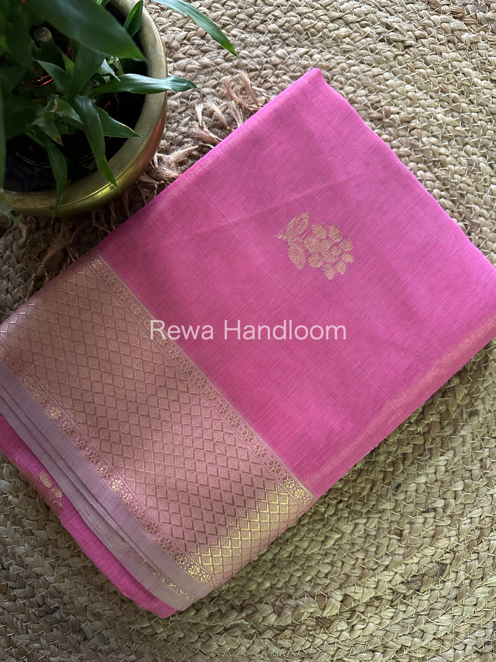 Maheshwar Tissue Silk Saree