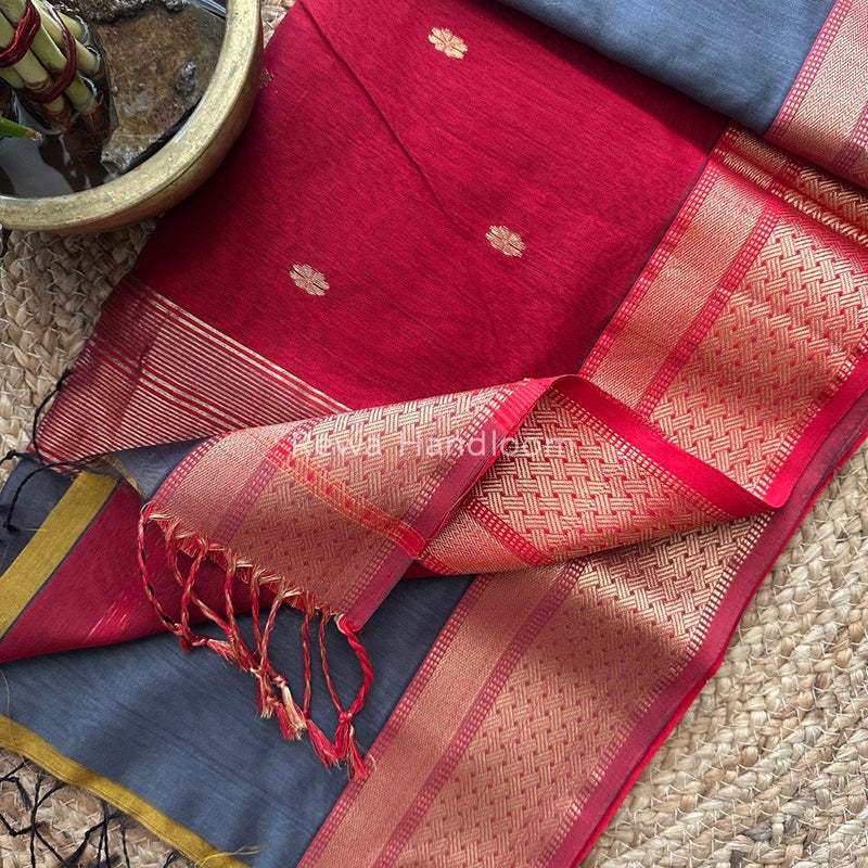 Zari Butti Maheshwari Saree