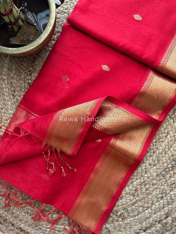 Zari Butti Maheshwari Saree