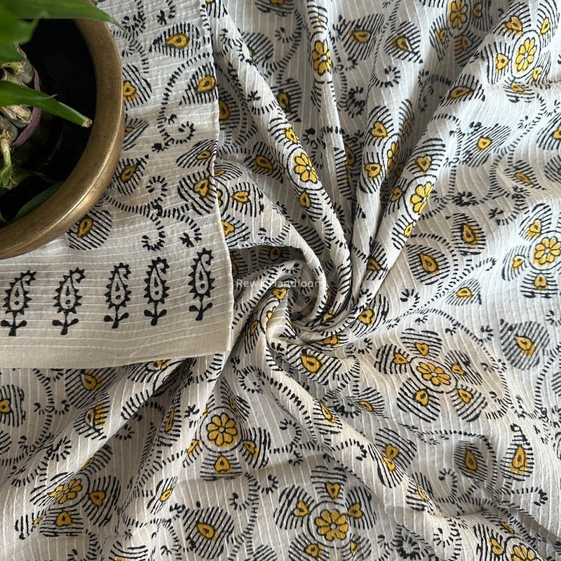 Cotton Handblock Print Fabric - 2.5 meter Cut - FAB08