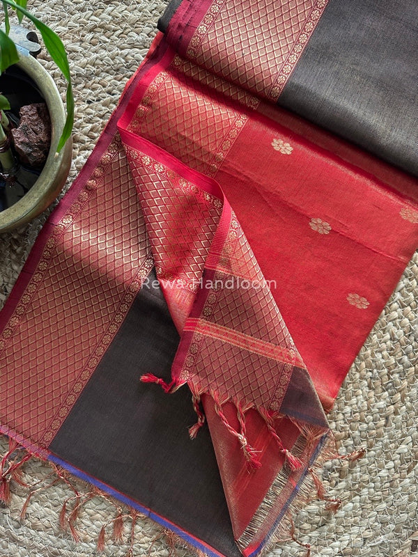 Maheshwari Tissue Butti Saree