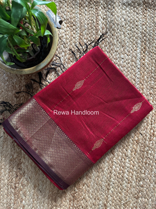 Maheshwari Maroon Shaded Butti Saree SBBS022