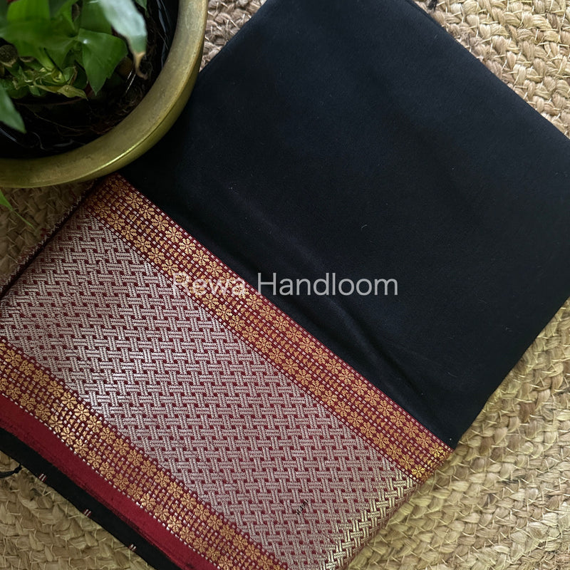Maheshwari Silver Zari Saree