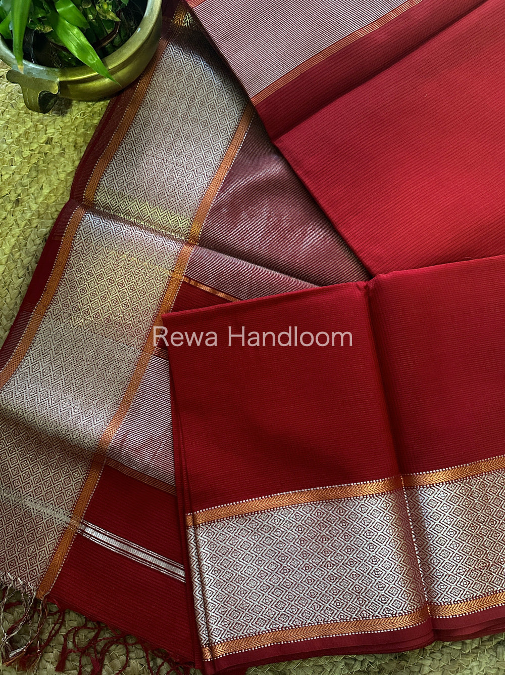 Maheshwari Red Silver Zari Saree SGB03