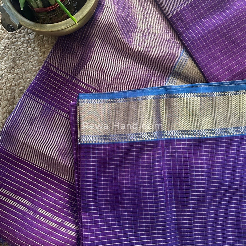  Zari Checks Saree