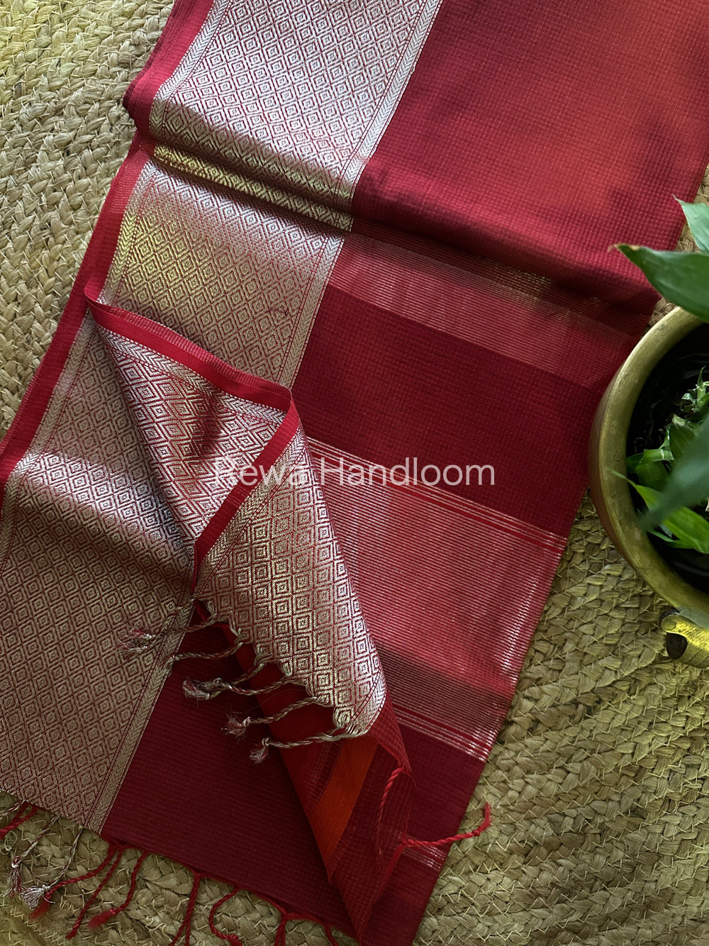 Maheshwari Red Silver Zari Saree SGB11