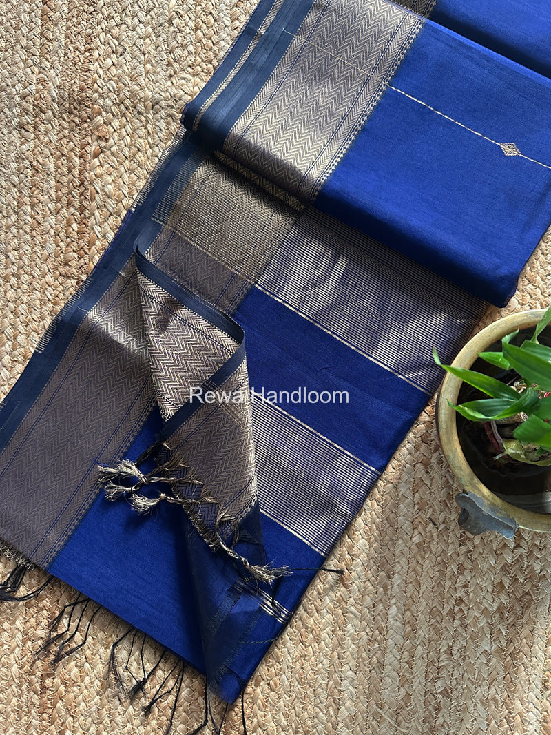 Maheshwari Lining Butti Saree