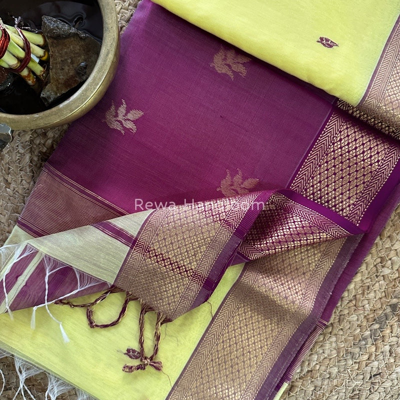  Butta Butti Zari Border Maheshwari Saree