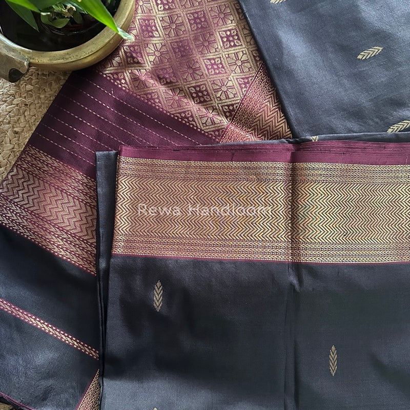 Maheshwari Black Pure Silk Saree PS33