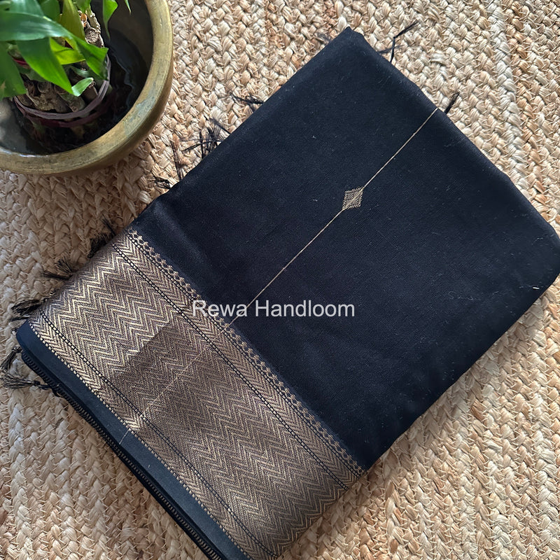 Maheshwari Black Lining Butti Saree ZLBS06