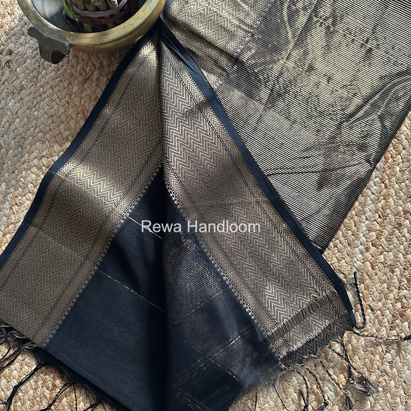 Maheshwari Black Lining Butti Saree ZLBS06