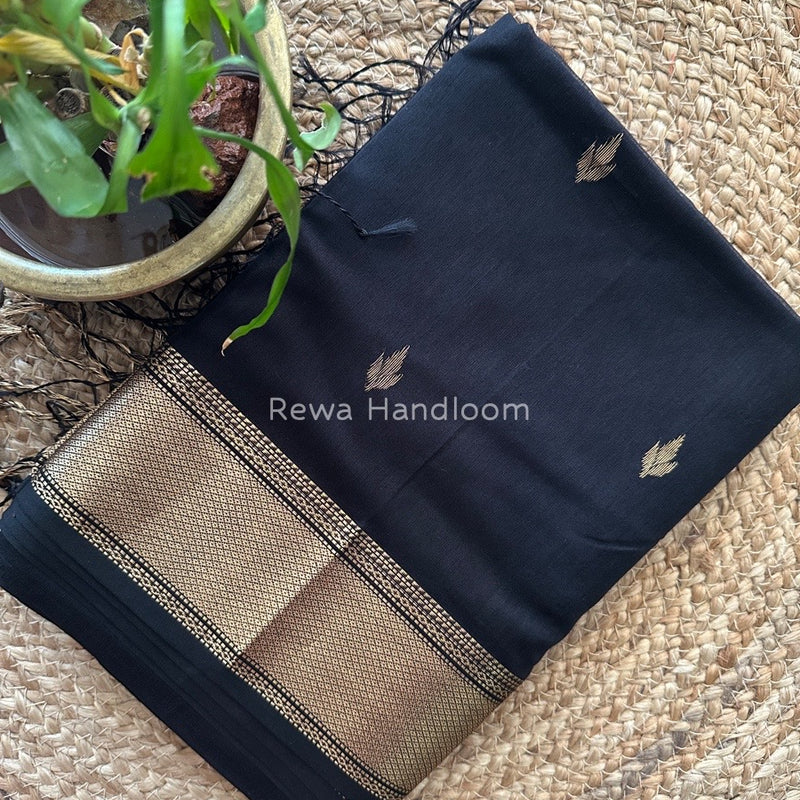 Black Butta Pallu Zari Border Saree ~ Maheshwari Saree BTPS038