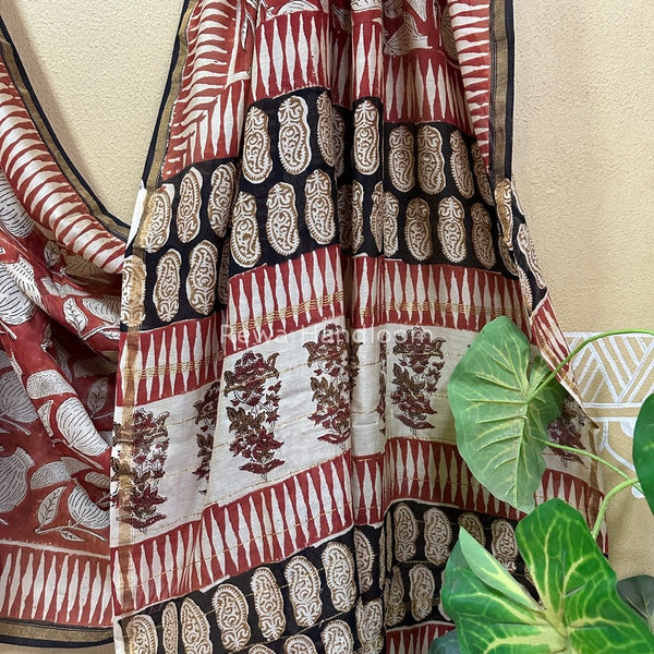 Red-White Chanderi Silk Printed Saree CPS029