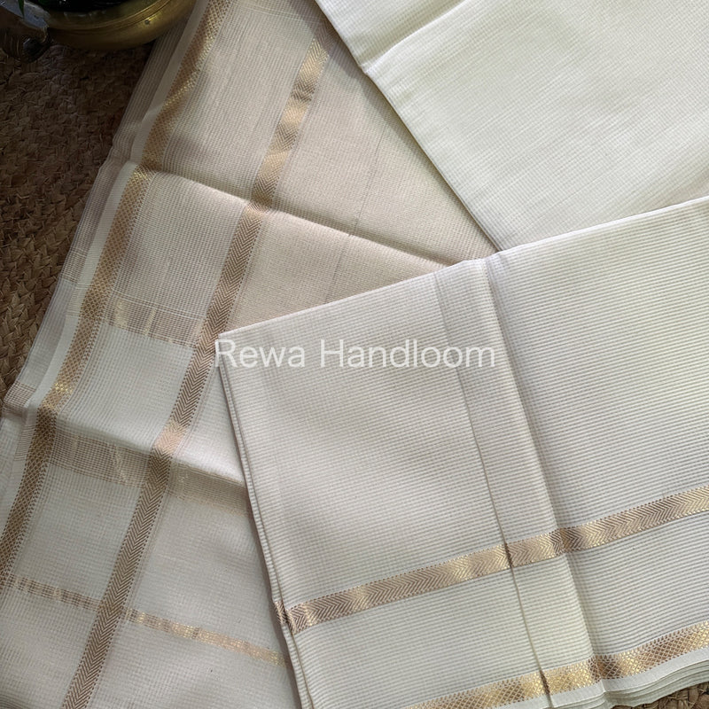 Maheshwari Self Checks White Saree MCS018