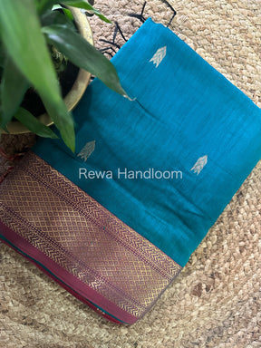  Zari Butti ~ Maheshwari Saree