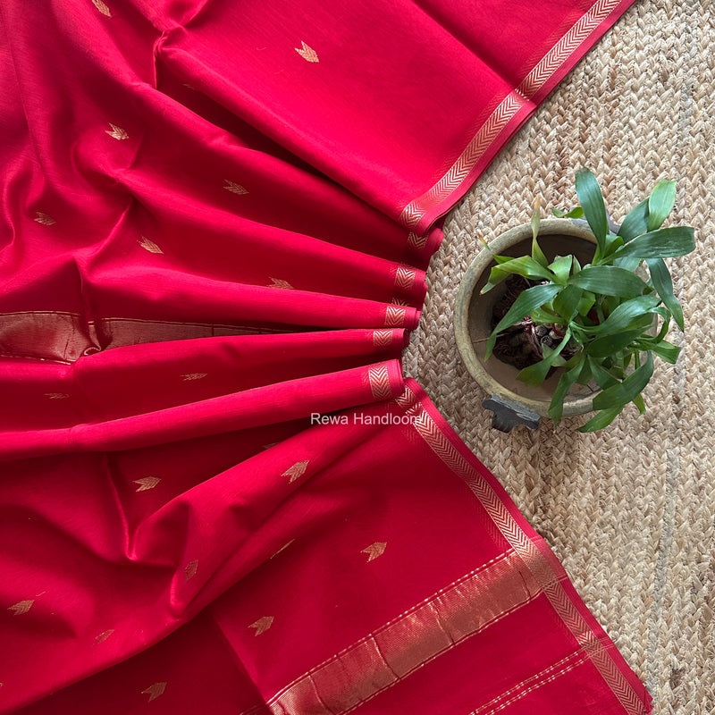 Red V Butti Maheshwari Saree VBS073
