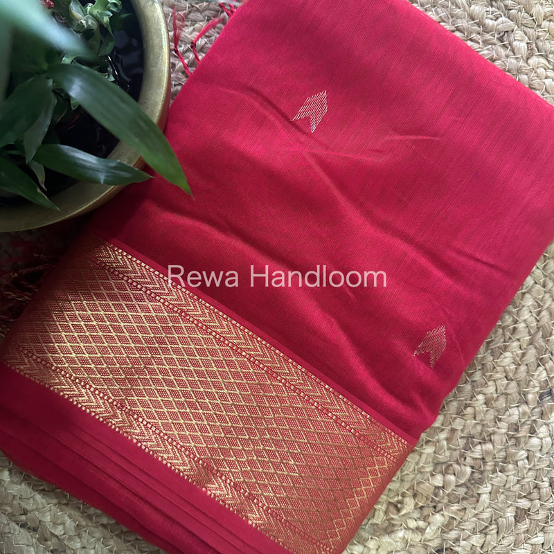 Zari Butti ~ Maheshwari Saree