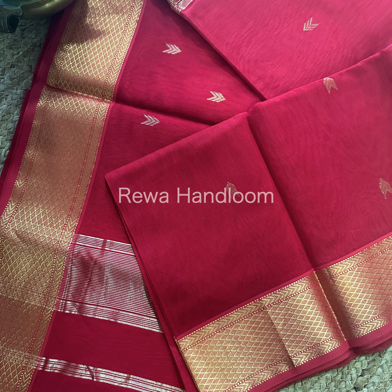 Red Zari Butti ~ Maheshwari Saree-ZB116
