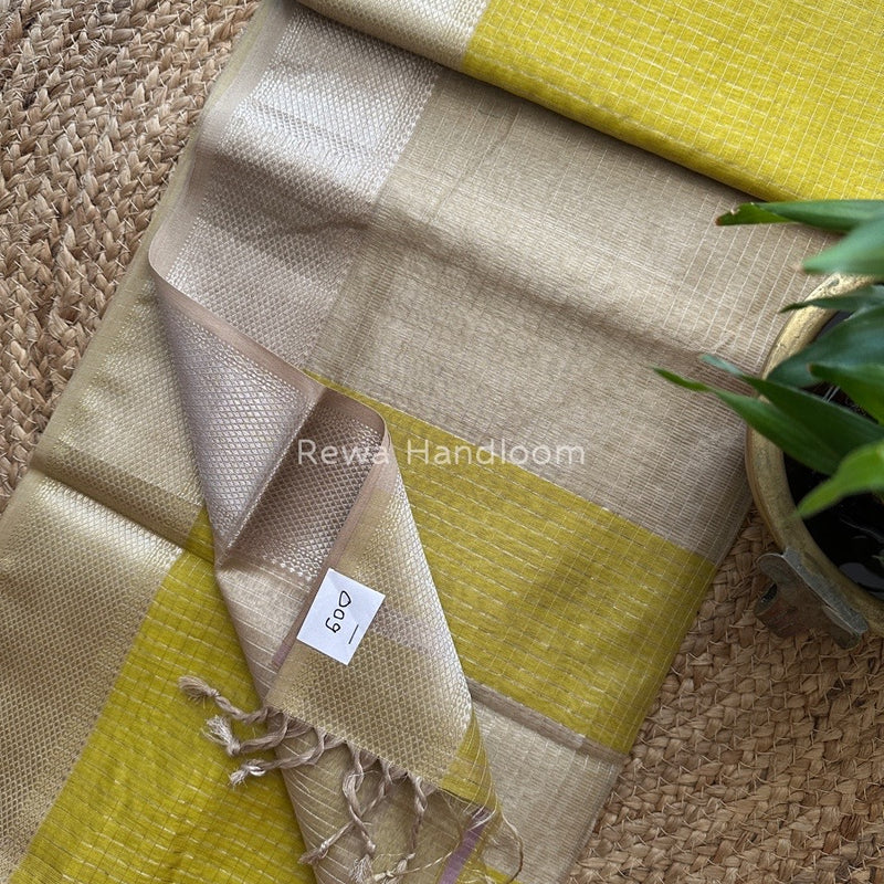 Maheshwari Silver Zari Checks Silk Saree