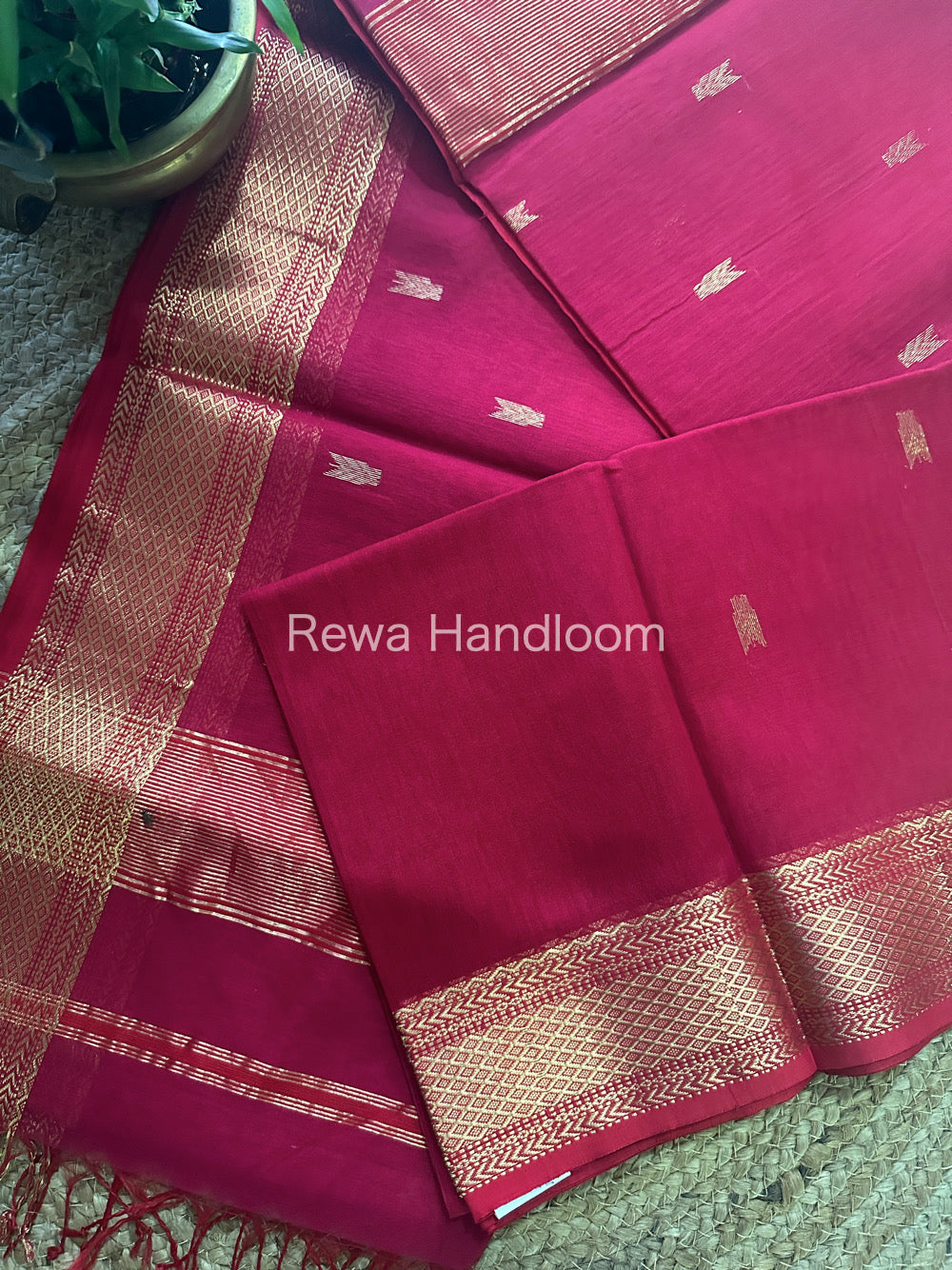 Rani PInk Zari Butti ~ Maheshwari Saree-ZB121