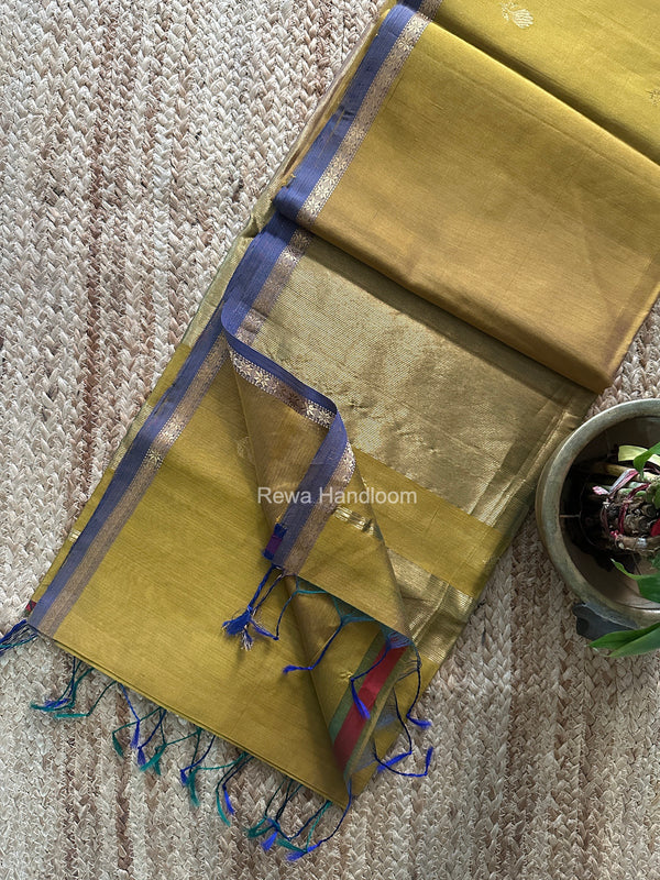 Maheshwari Shaded Lotus Butta Saree