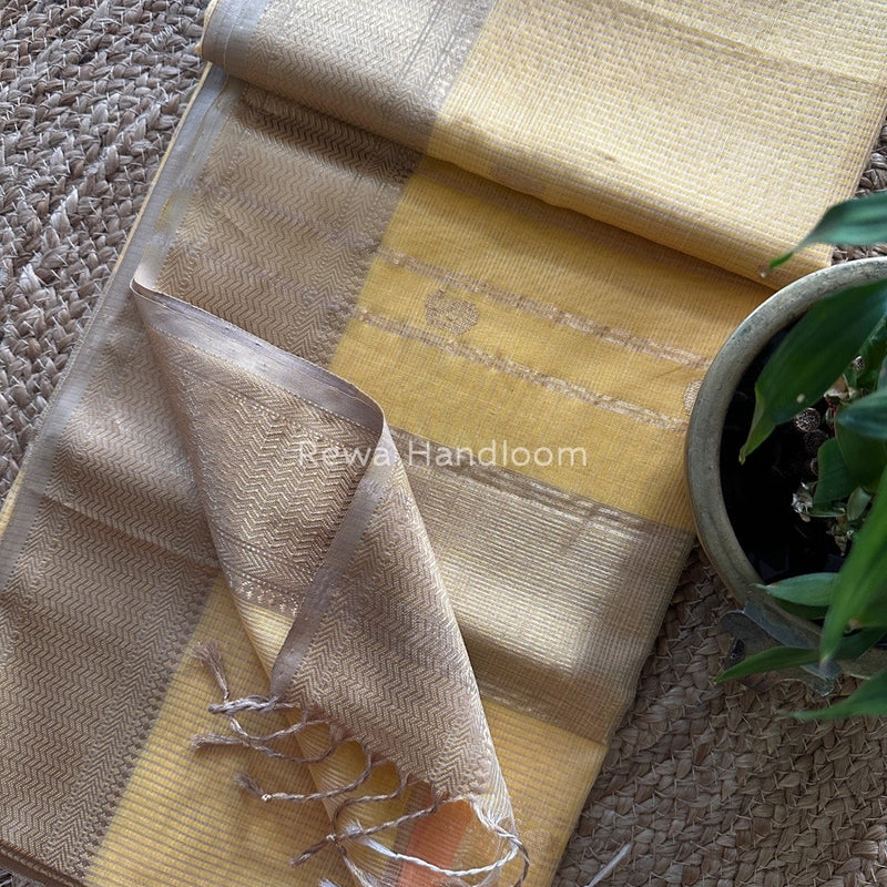 Maheshwari Tissue Butti Saree