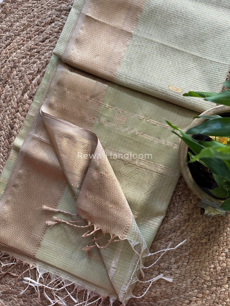 Maheshwari Tissue Butti Saree