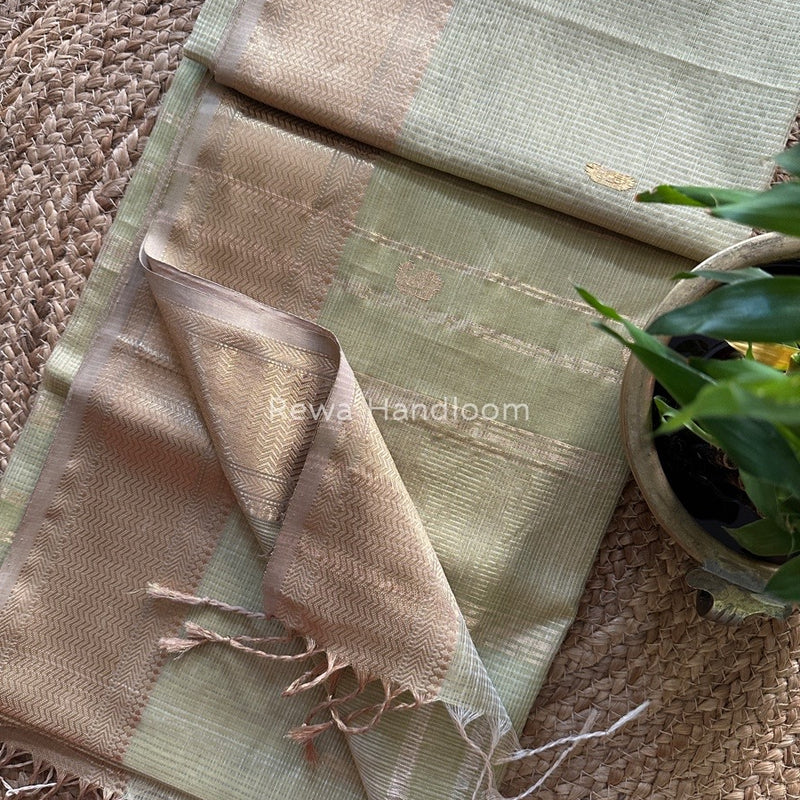 Maheshwari Tissue Butti Saree