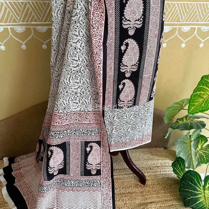 White Bagh Print Cotton Suit BCSP070
