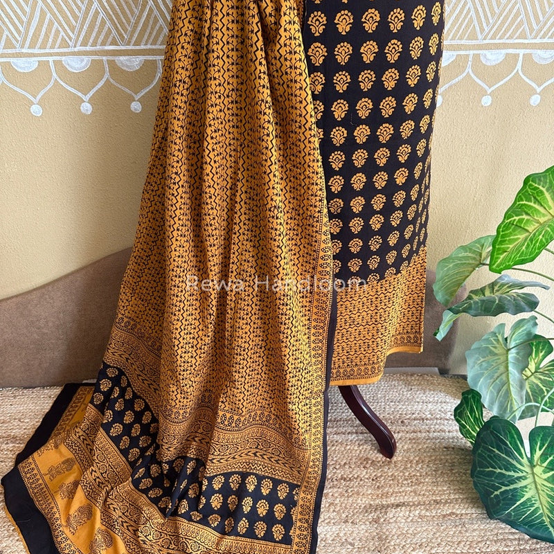 Black Bagh Print Cotton Suit BCSP076