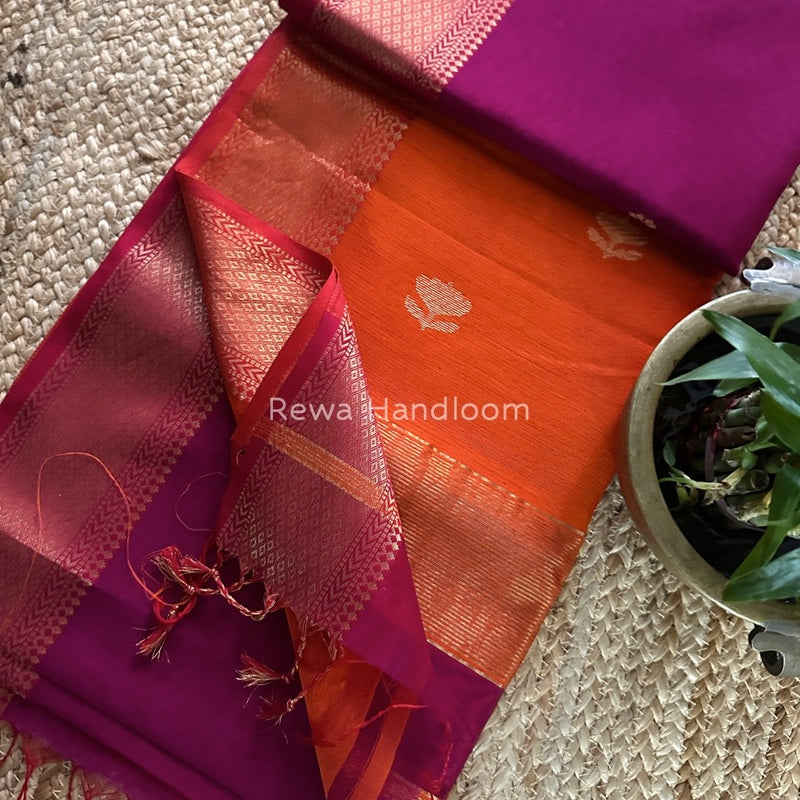 Butta Zari Border Maheshwari Saree