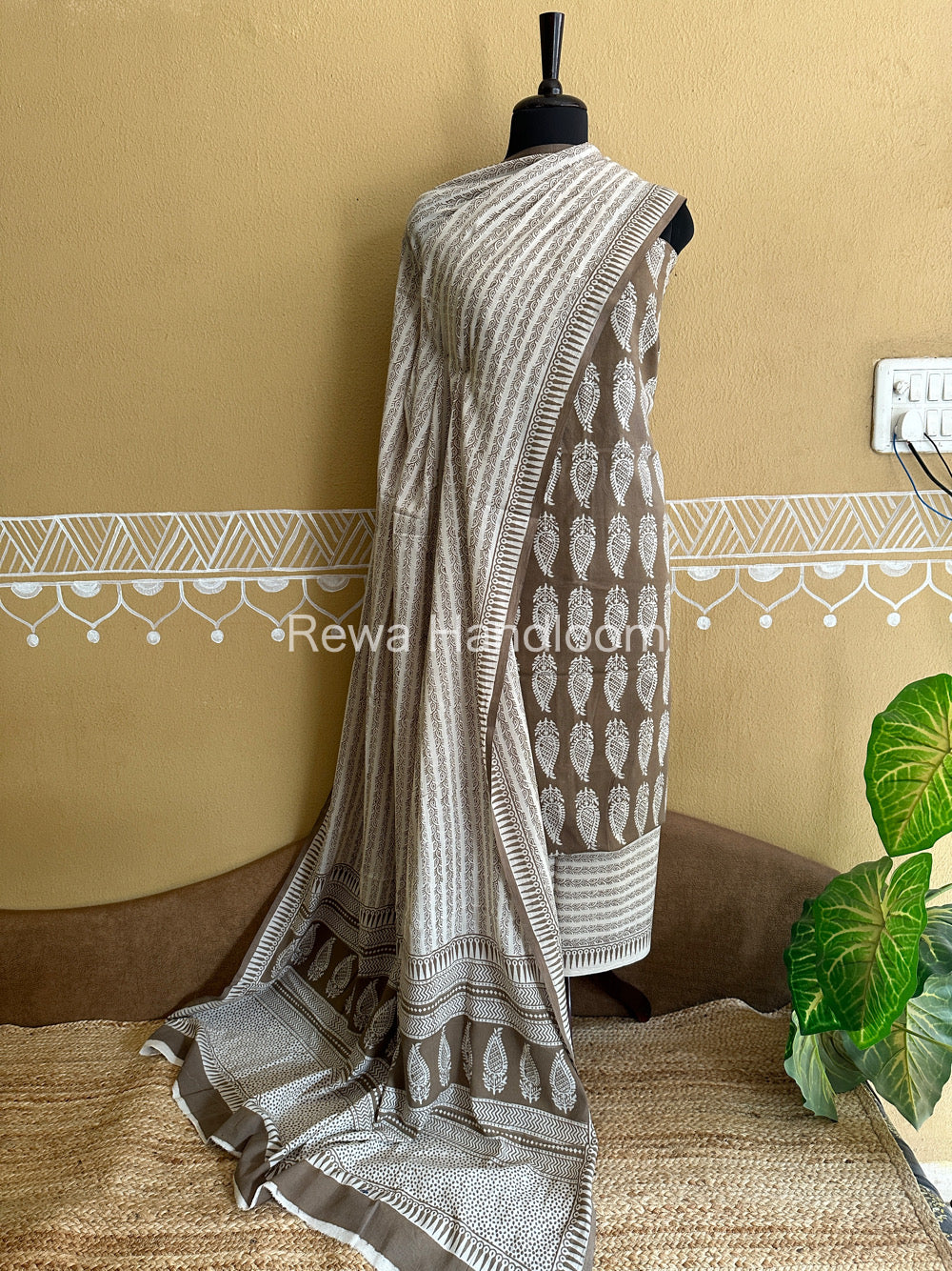 Grey-White Bagh Print Cotton Suit-BCSP62