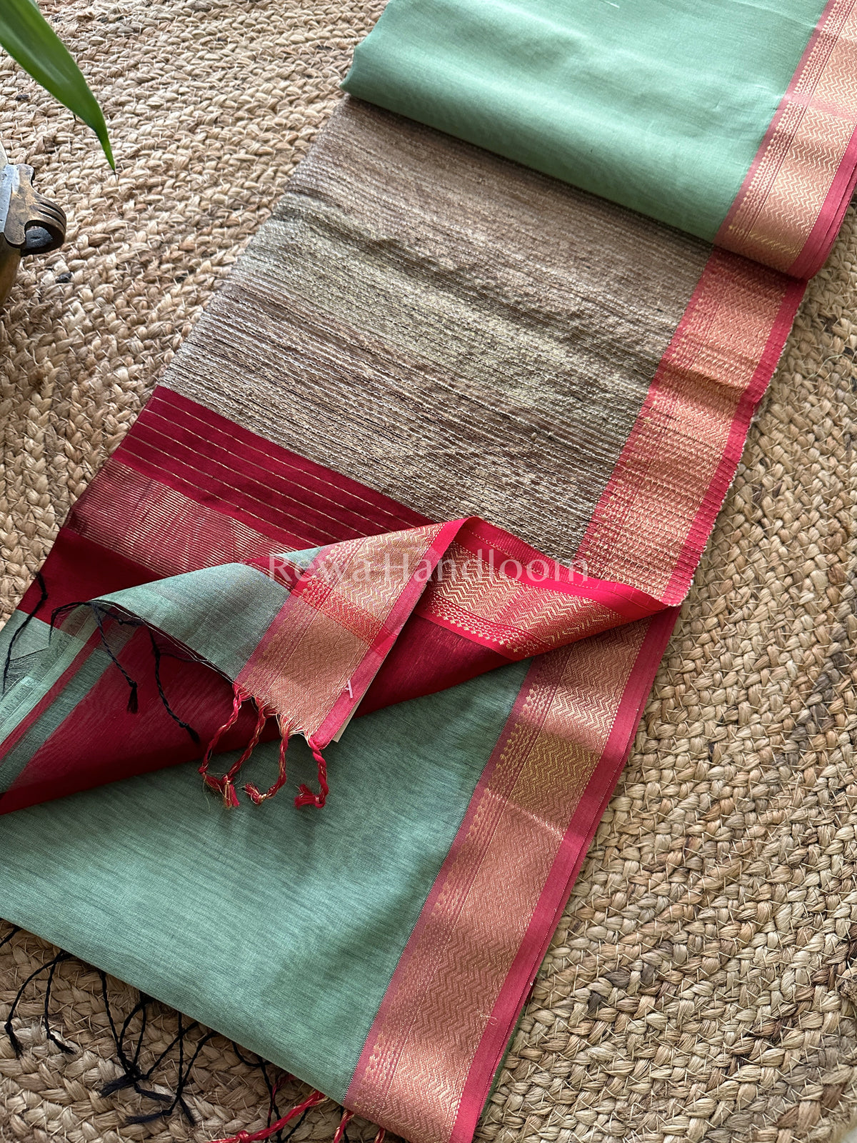 Maheshwari Pista Green Rewa Border Saree