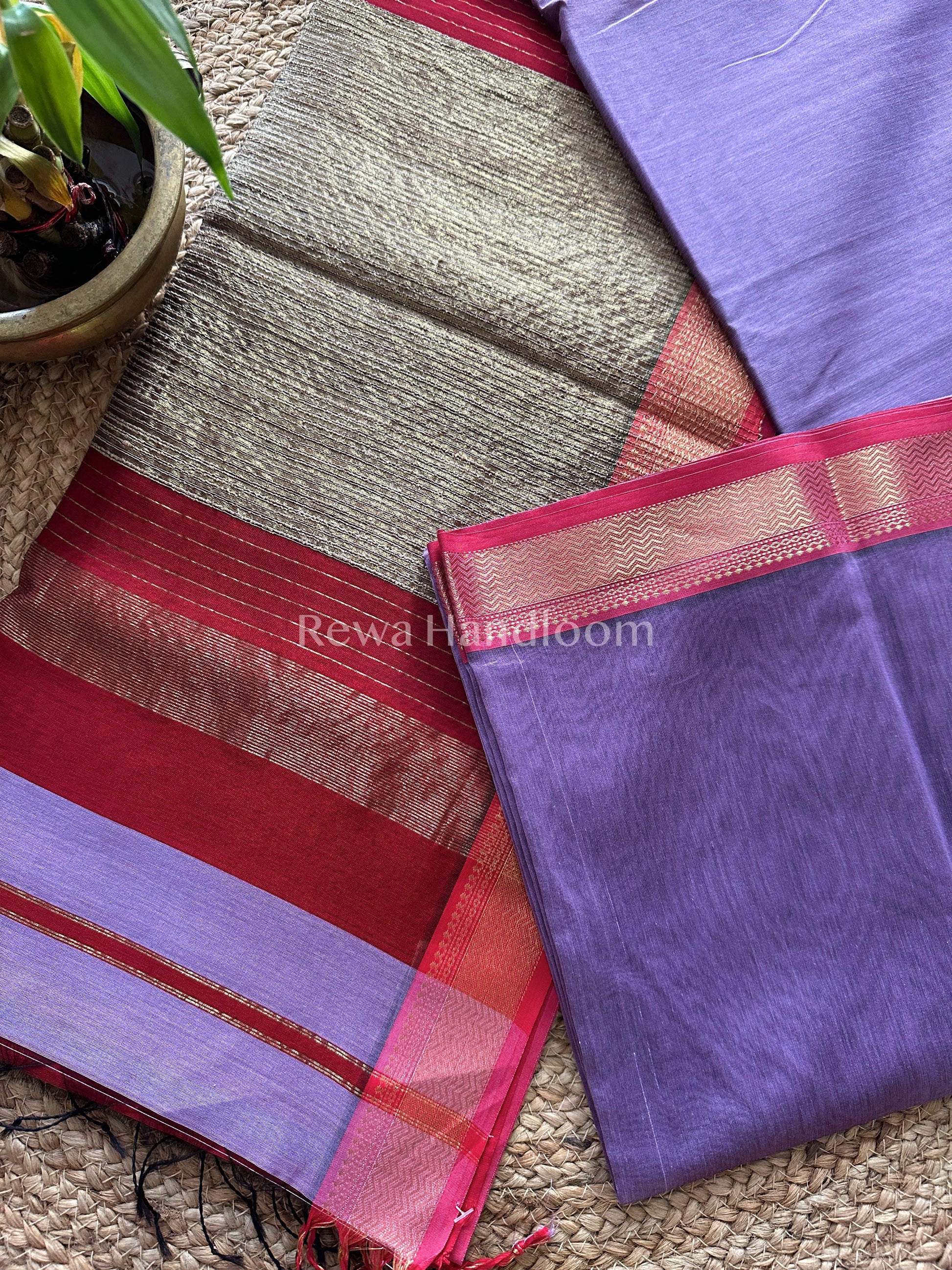 Maheshwari Blue Rewa Border Saree 
