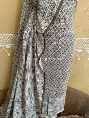 White-Grey Bagh Print Cotton Suit- BCSP44