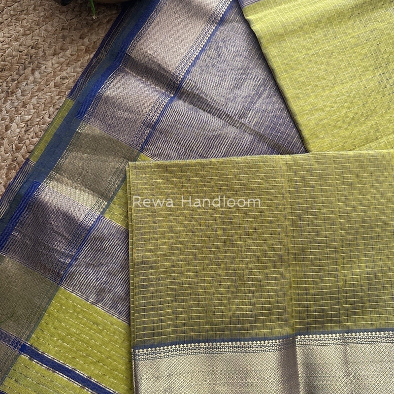  Zari Checks Saree