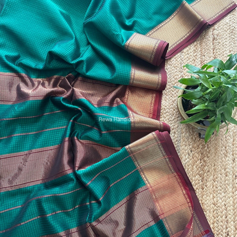 Exclusive Maheshwari 75% Silk Green Saree SS036