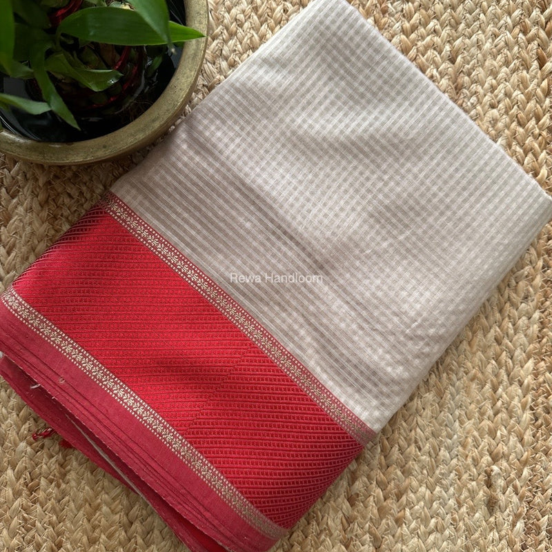 Exclusive Maheshwari 75% Silk Beige Saree SS035