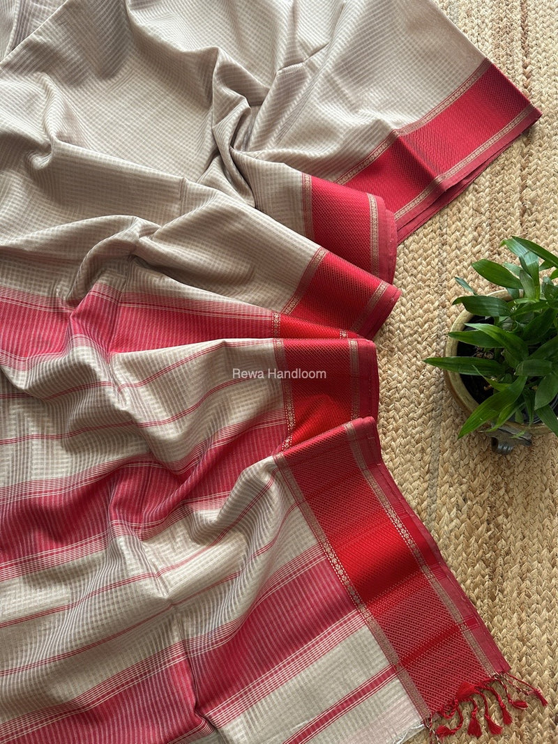 Exclusive Maheshwari 75% Silk Beige Saree SS035