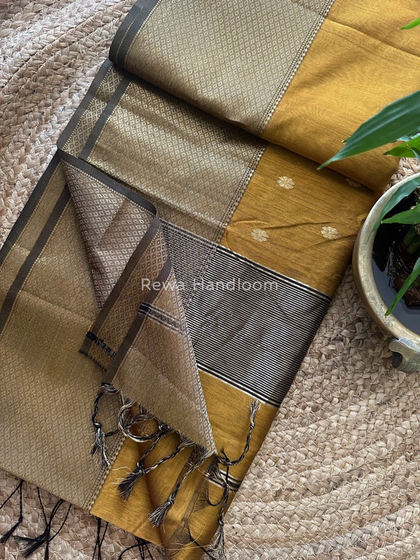 Maheshwari Zari Skirt Butti Saree