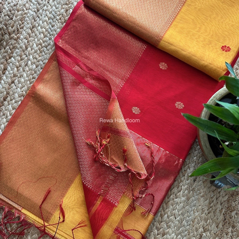 Maheshwari Flower Skirt Butti Saree 