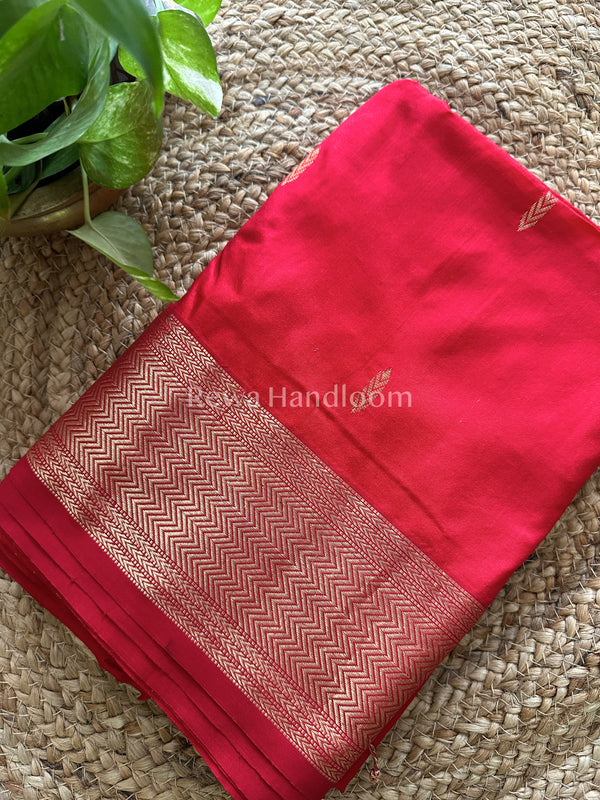 Maheshwari Red Pure Silk Saree PS010