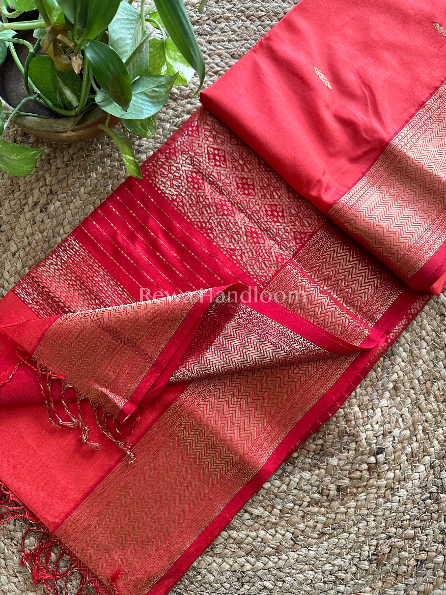 Maheshwari Fusia Red Pure Silk Saree PS08